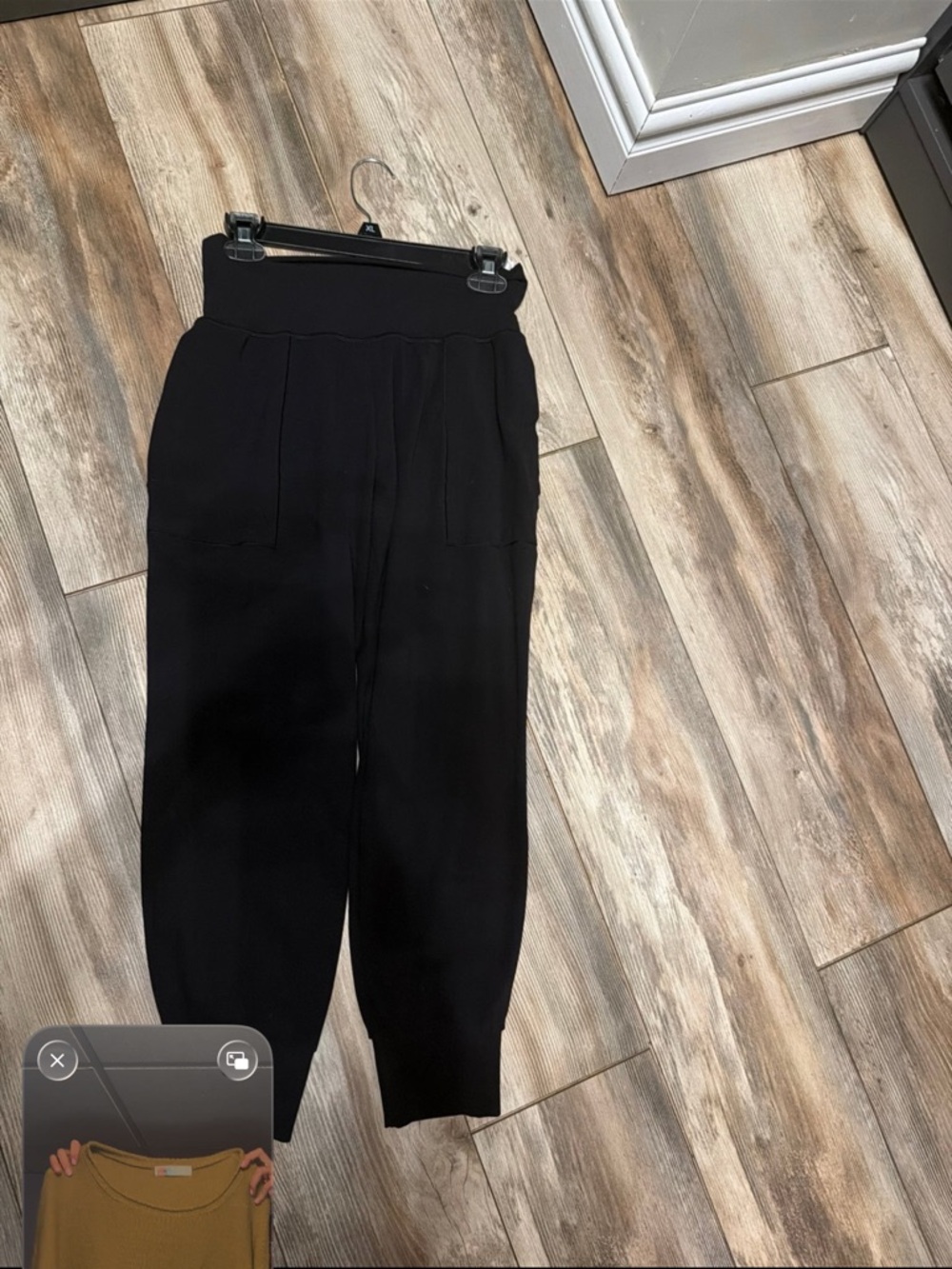 Athleta Jogger Pants